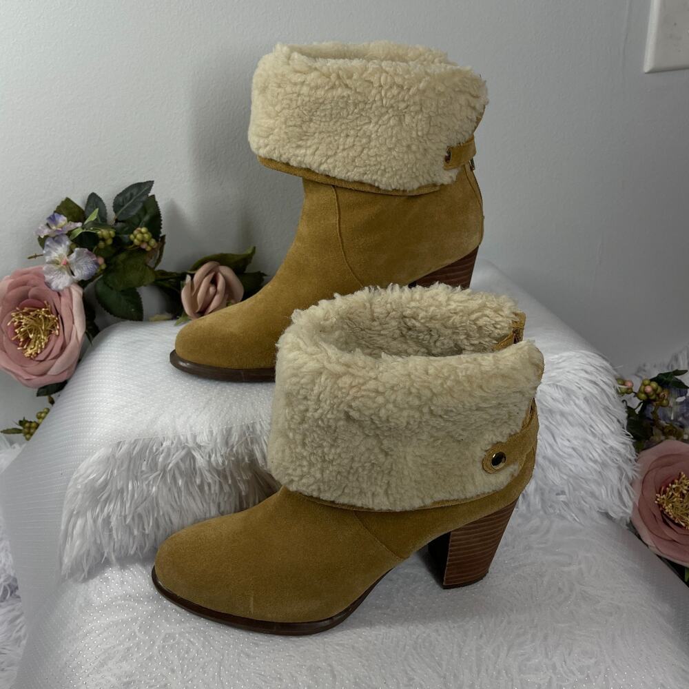 Tommy Hilfiger Shearling Cuff‎ Heeled Ankle Boots Women's 7M Taupe Winter Cozy